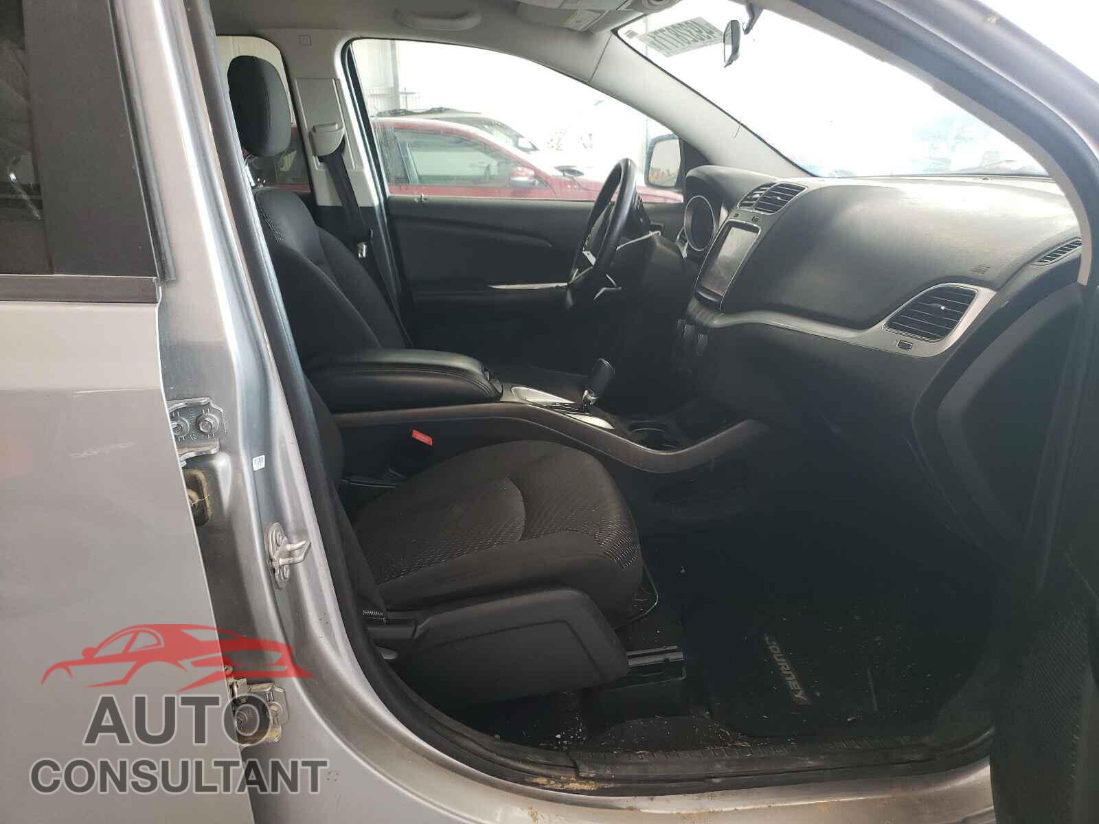 DODGE JOURNEY 2017 - 3C4PDCBB8HT612626