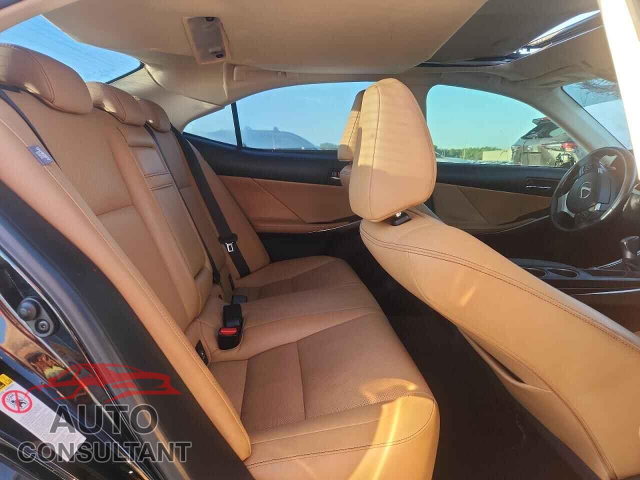LEXUS IS 2015 - JTHBF1D24F5069969