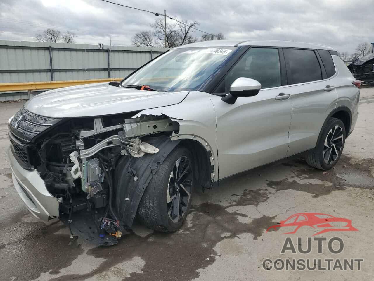 MITSUBISHI OUTLANDER 2023 - JA4J3UA83PZ017754