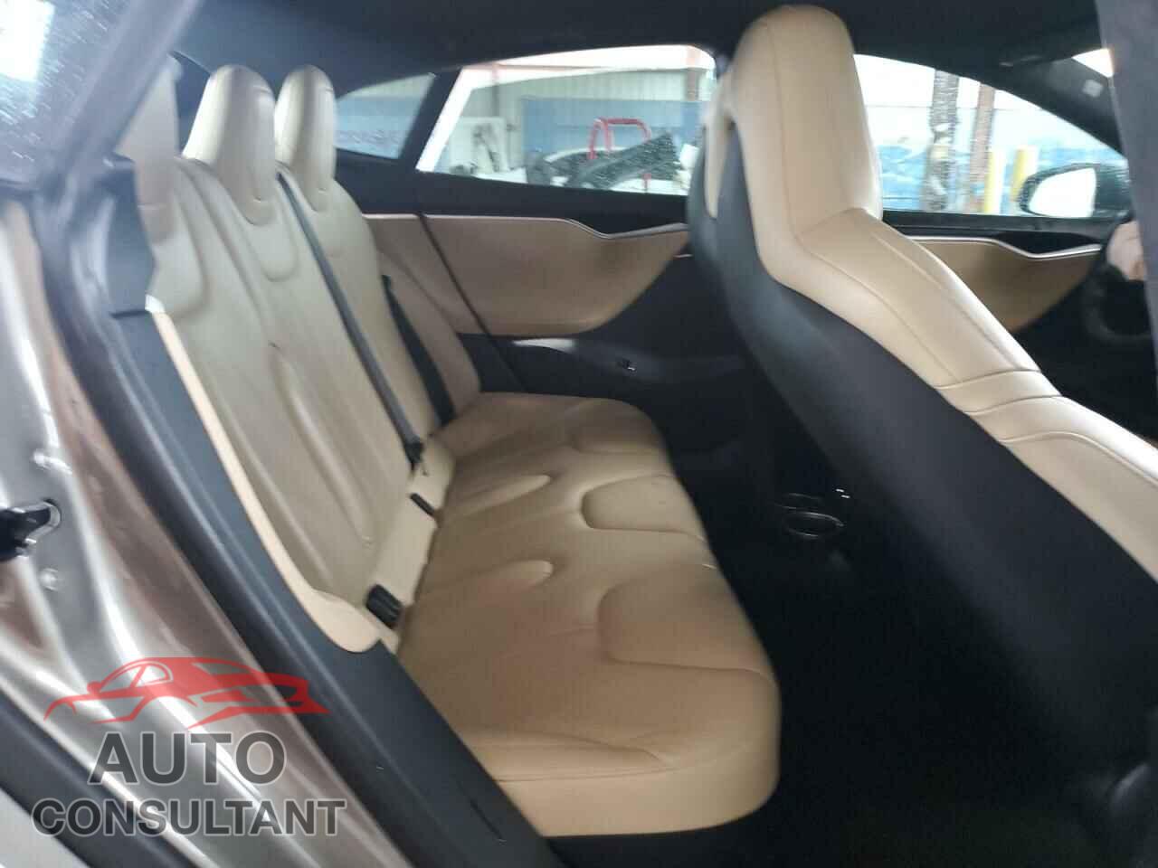 TESLA MODEL S 2016 - 5YJSA1E10GF158749