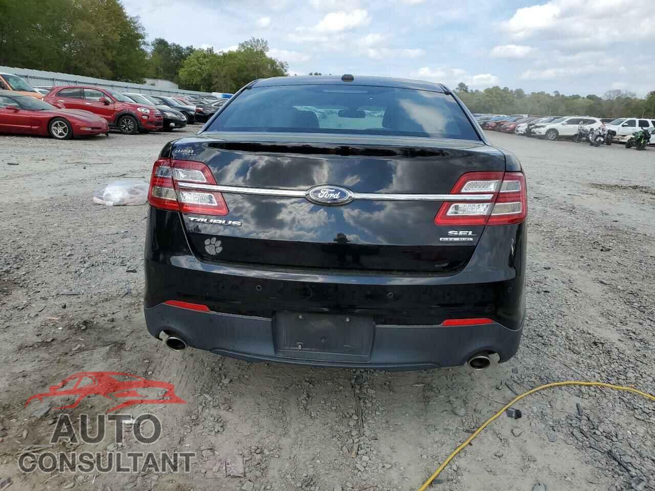 FORD TAURUS 2017 - 1FAHP2E8XHG103511