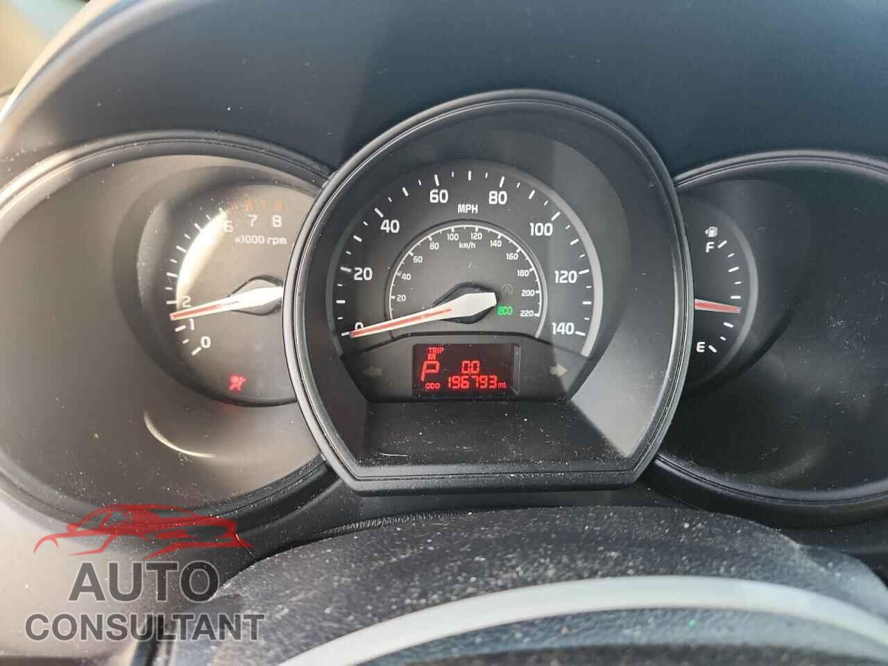 KIA RIO 2013 - KNADM4A35D6300347