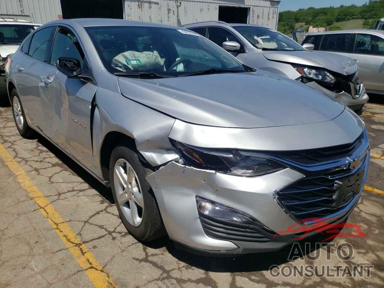 CHEVROLET MALIBU 2020 - 1G1ZB5ST3LF120505