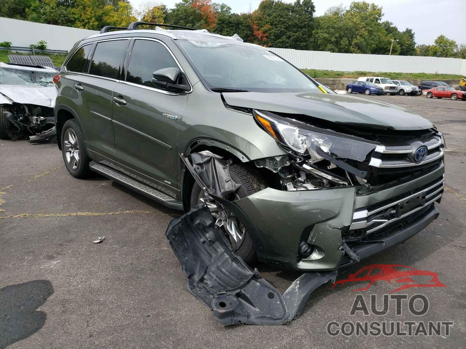 TOYOTA HIGHLANDER 2018 - 5TDDGRFH0JS051771