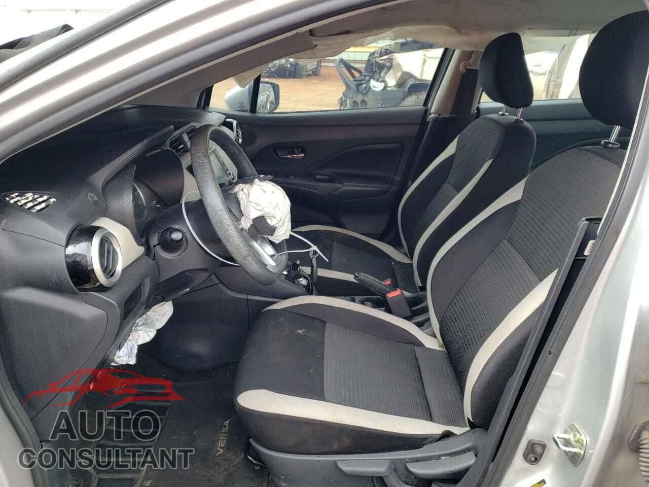 NISSAN VERSA 2020 - 3N1CN8EV7LL809023