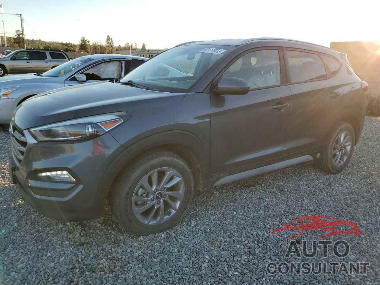 HYUNDAI TUCSON 2018 - KM8J33A41JU682861