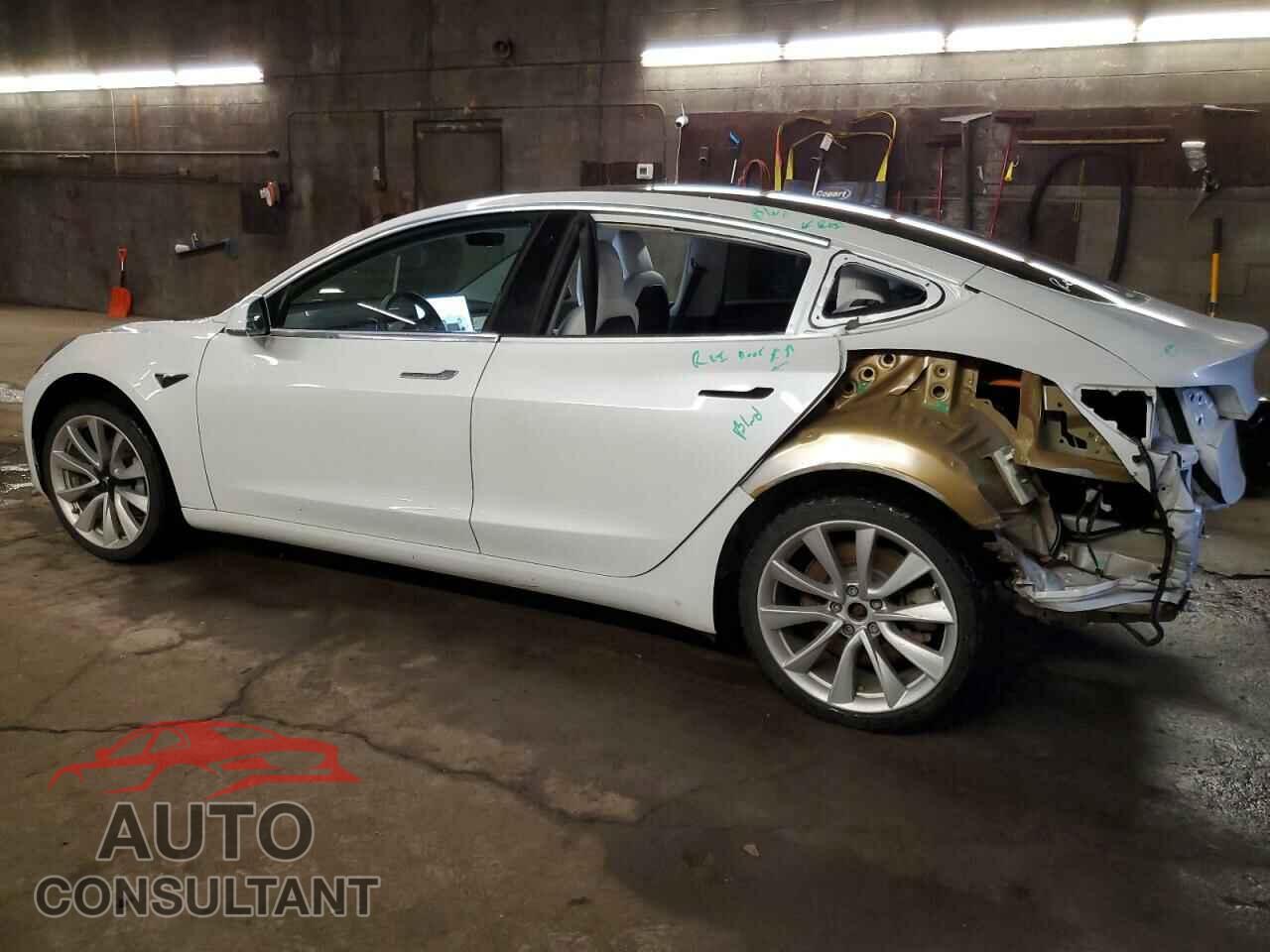 TESLA MODEL 3 2020 - 5YJ3E1EA7LF615558