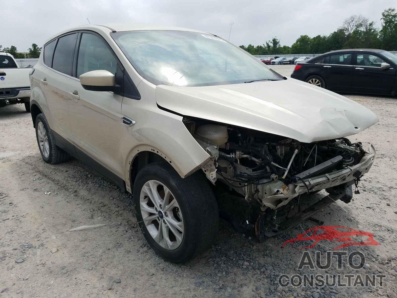 FORD ESCAPE 2017 - 1FMCU0GD3HUC65313