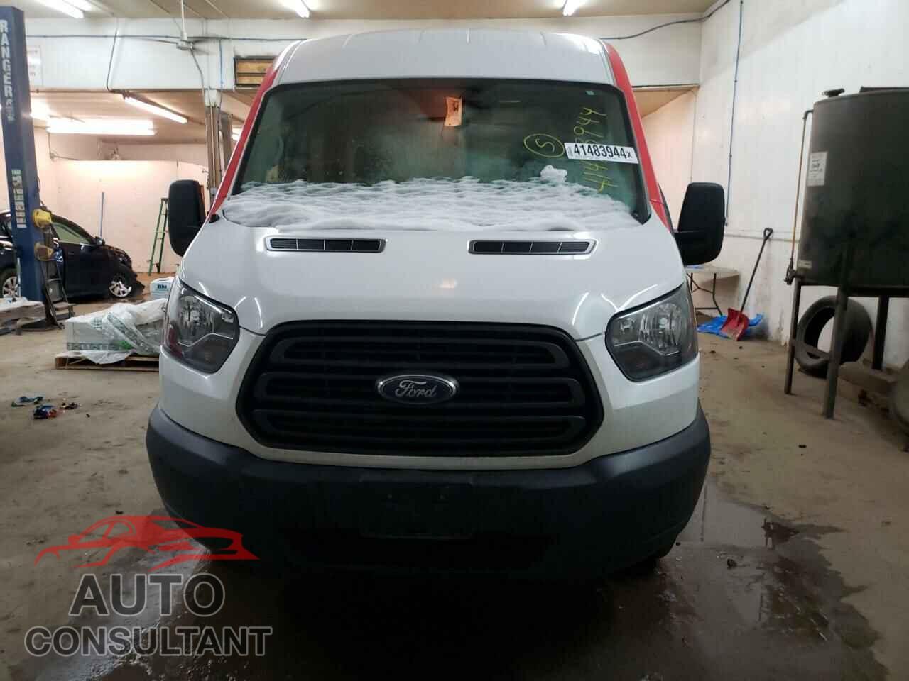 FORD TRANSIT 2019 - 1FTYR2CG7KKA36319