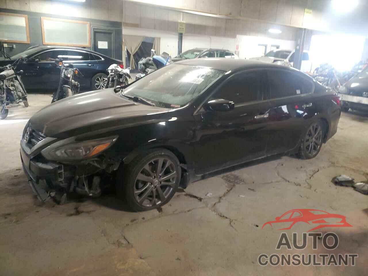 NISSAN ALTIMA 2018 - 1N4AL3AP3JC270824