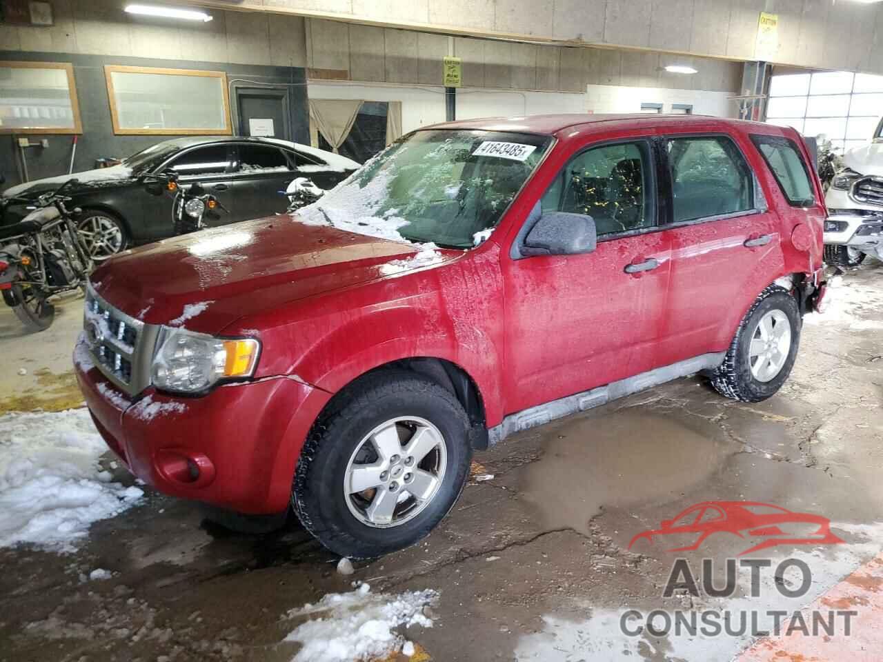 FORD ESCAPE 2010 - 1FMCU0C73AKB93921