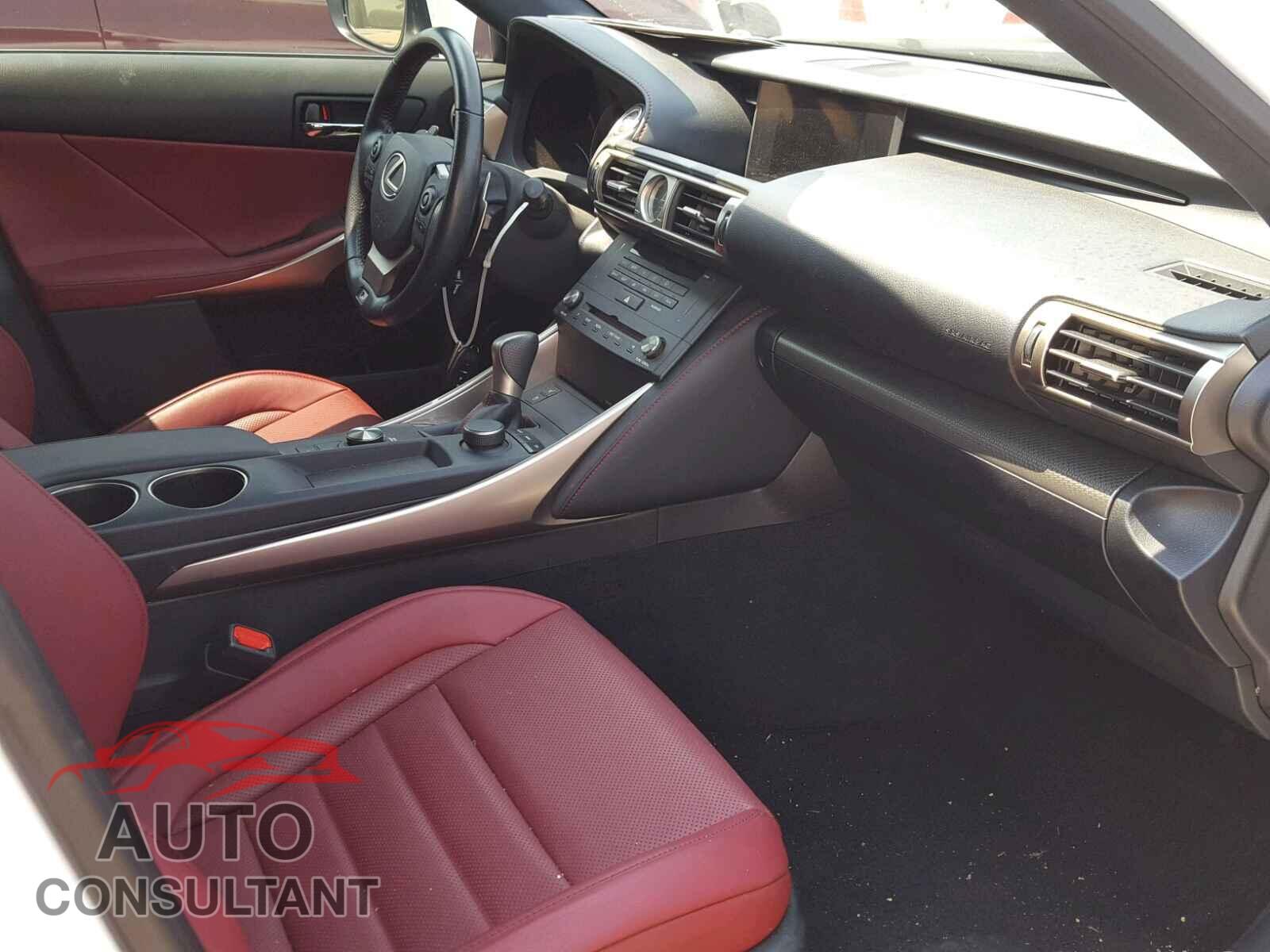 LEXUS IS 2016 - JTHBA1D23G5019483