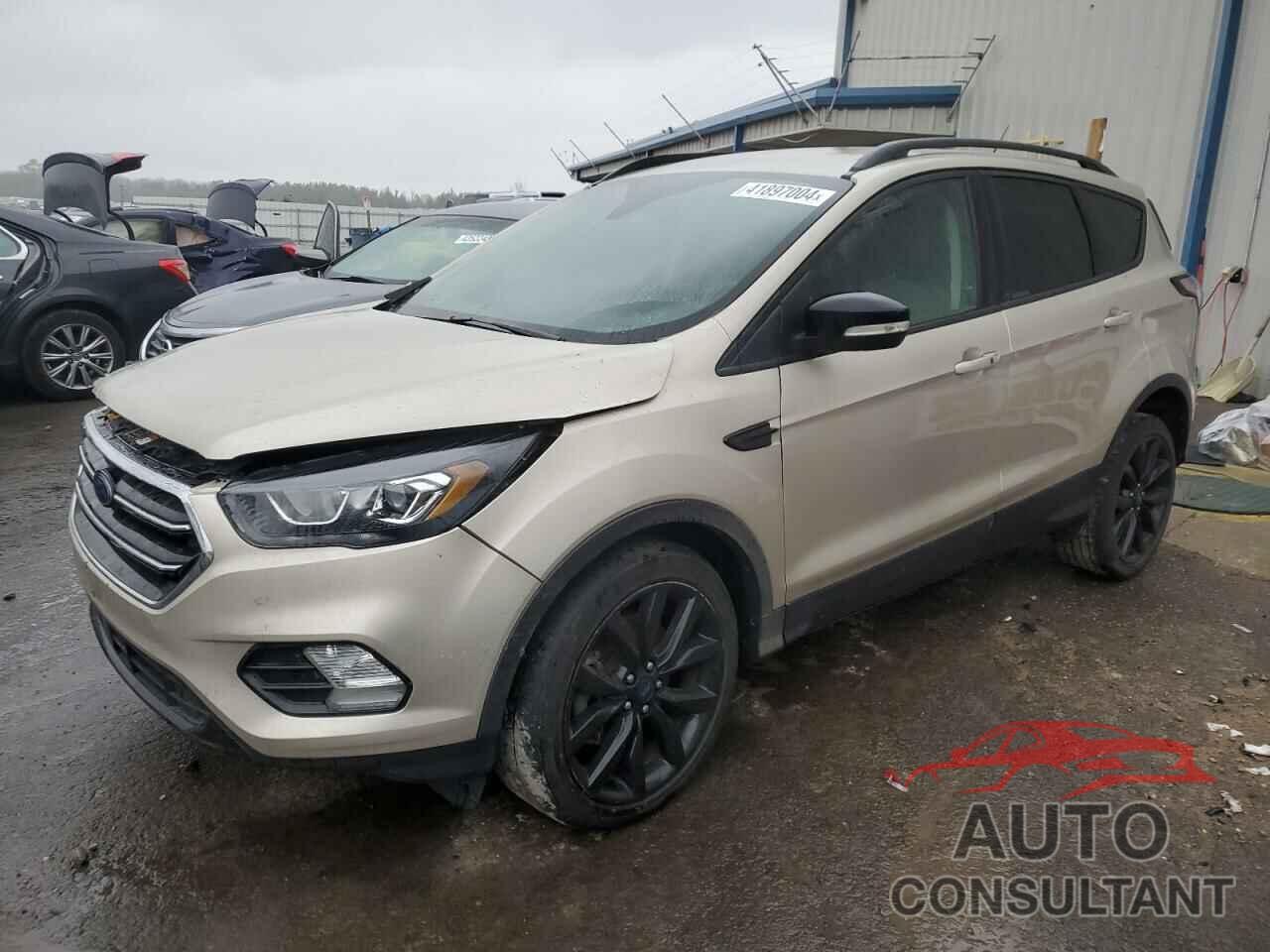 FORD ESCAPE 2017 - 1FMCU0J91HUB62380