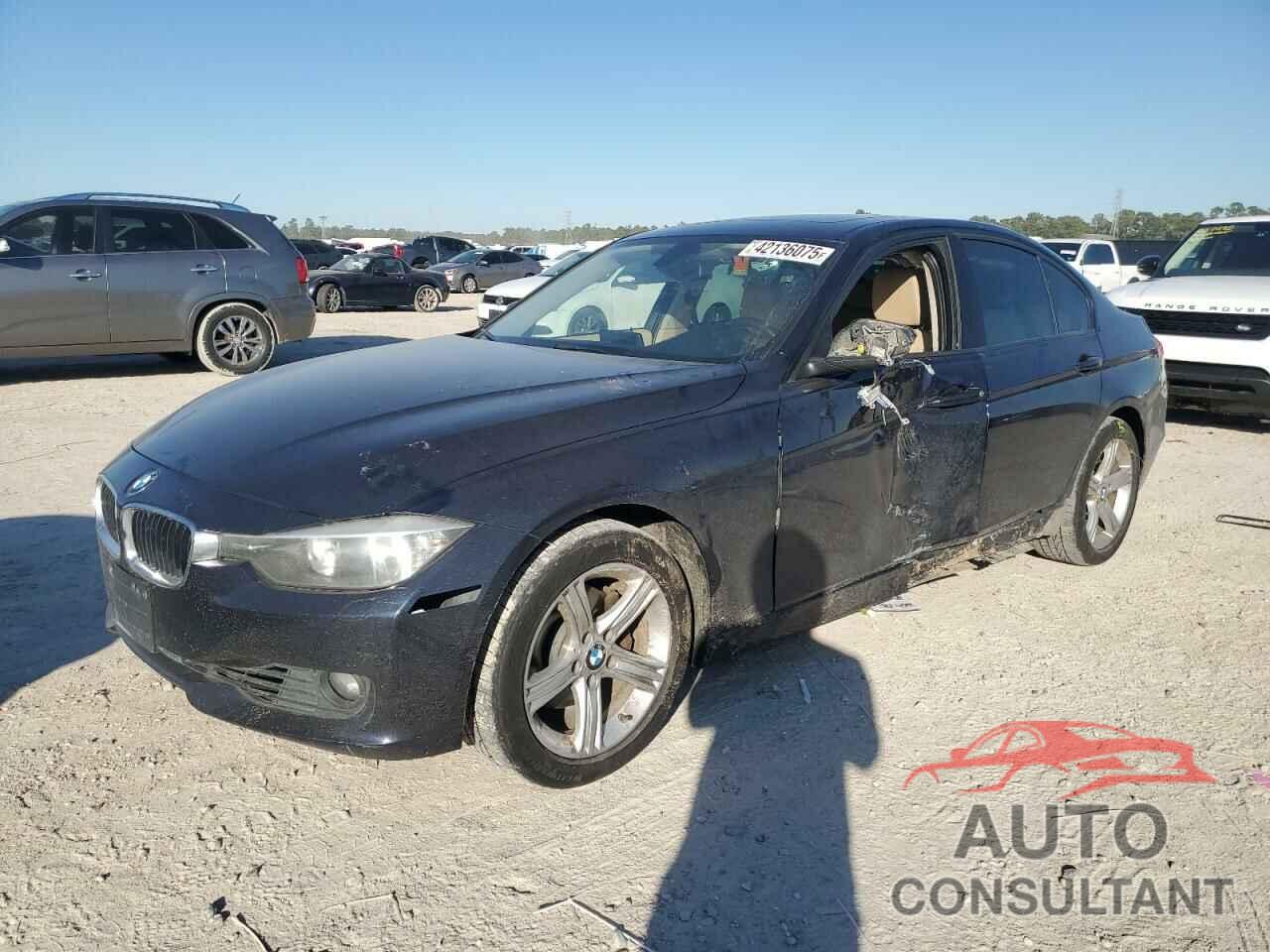 BMW 3 SERIES 2013 - WBA3B3C5XDF530878
