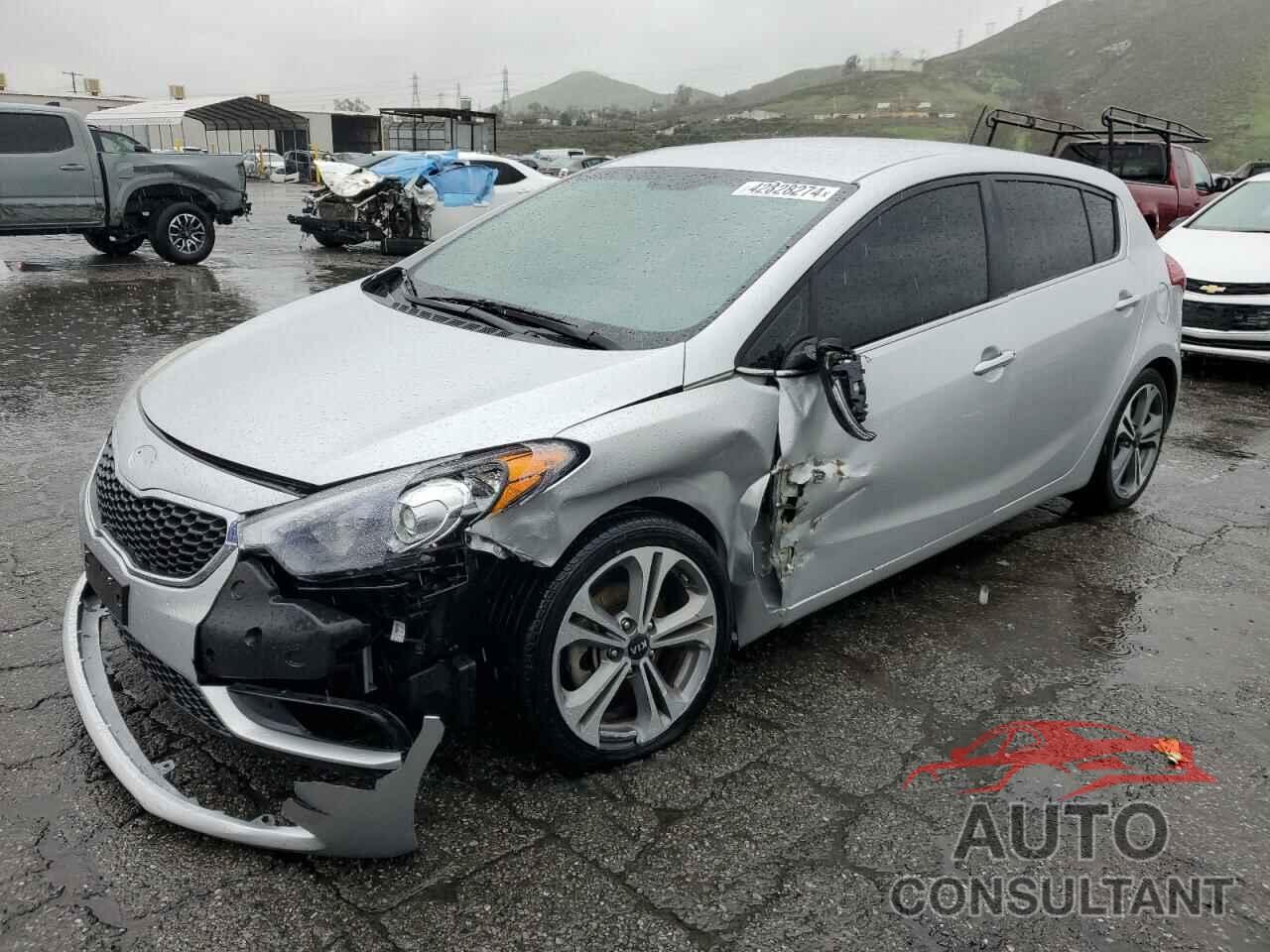 KIA FORTE 2016 - KNAFX5A82G5548454