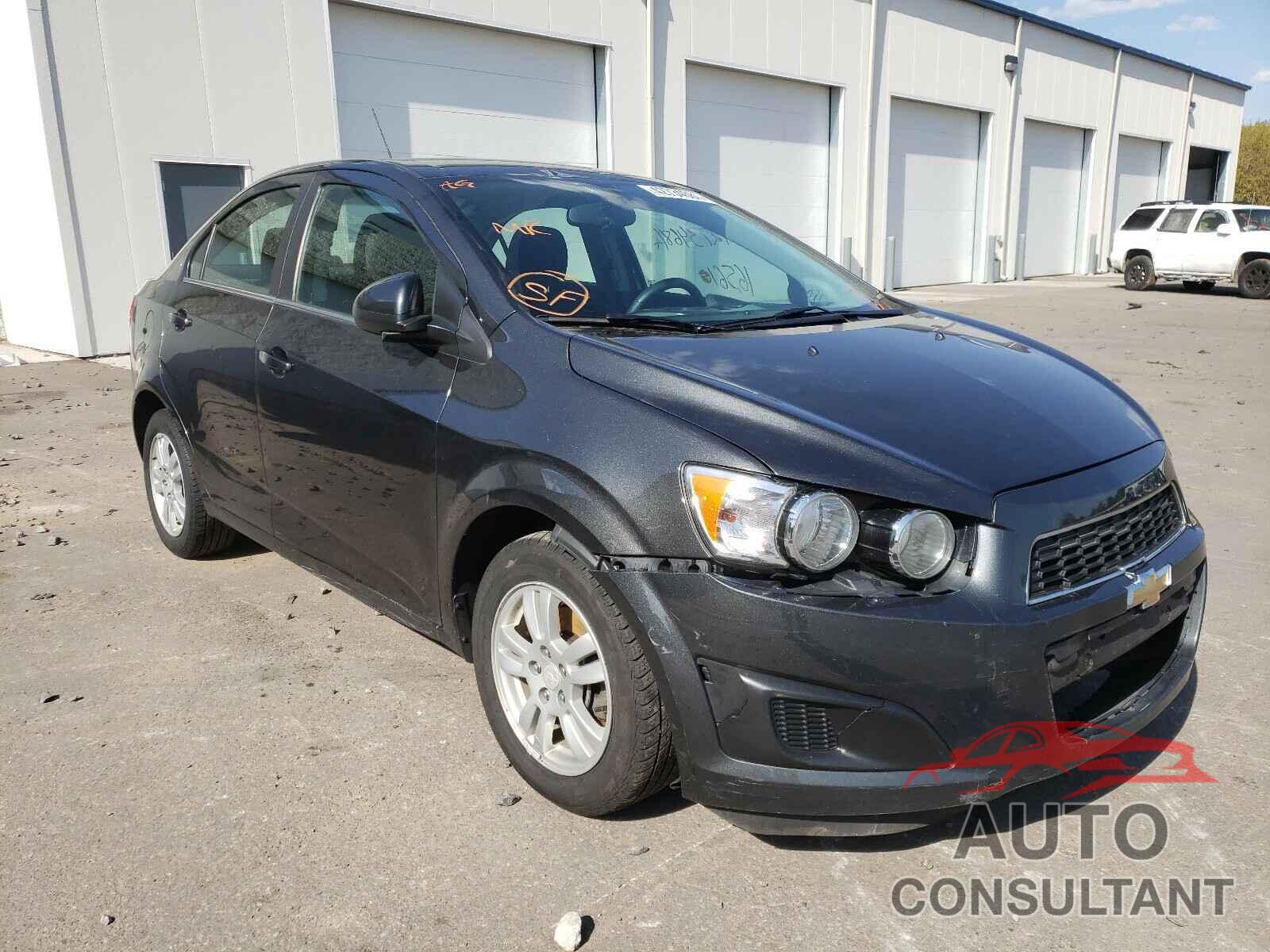 CHEVROLET SONIC 2016 - 1G1JC5SB5G4122663