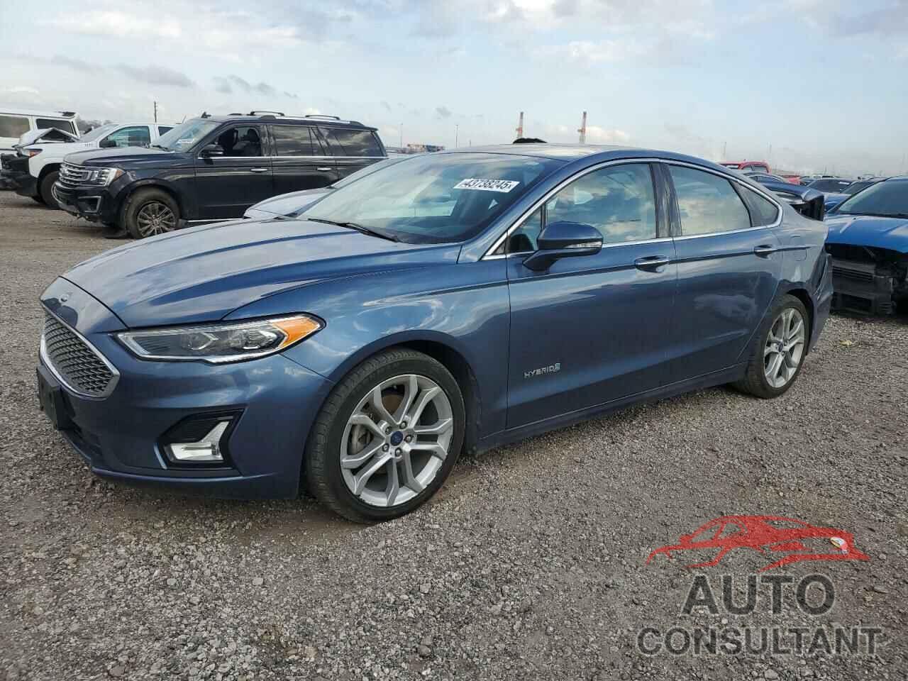 FORD FUSION 2019 - 3FA6P0RU3KR260316
