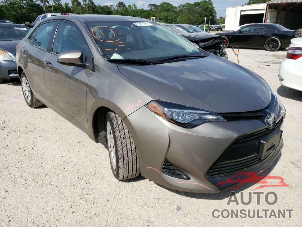 TOYOTA COROLLA 2018 - 5YFBURHEXJP749929