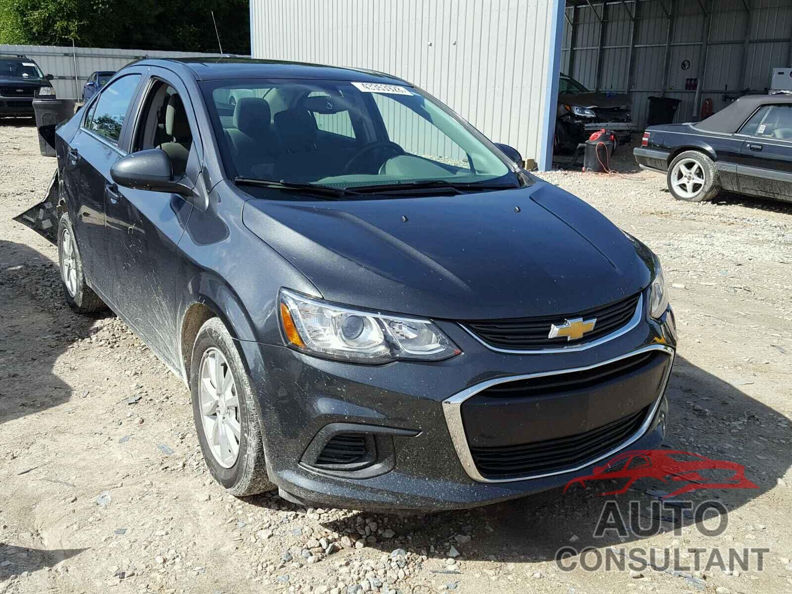 CHEVROLET SONIC 2017 - 1G1JD5SH3H4132143