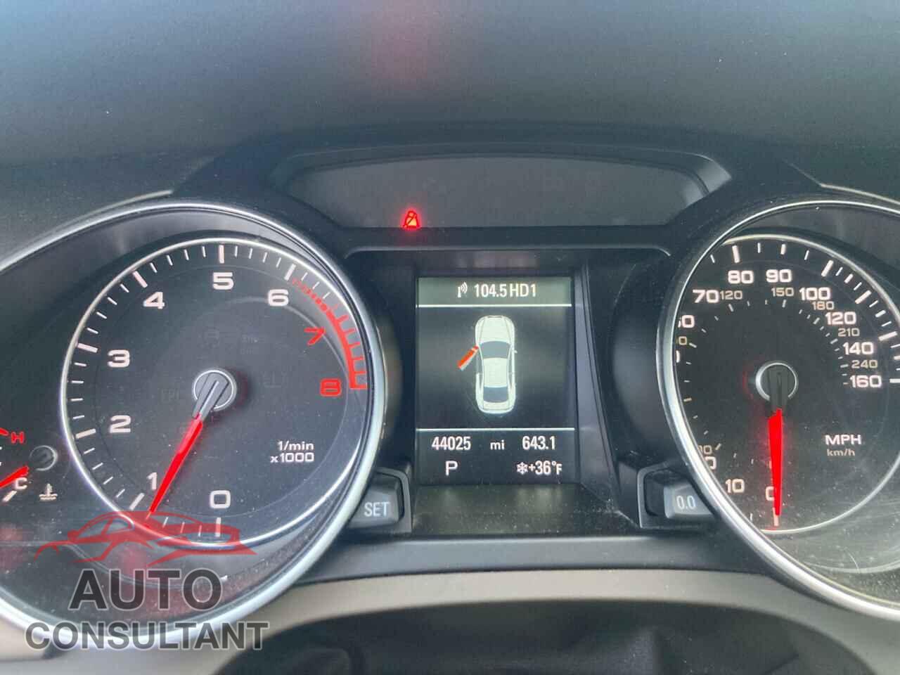 AUDI A5 2014 - WAULFAFR8EA040767
