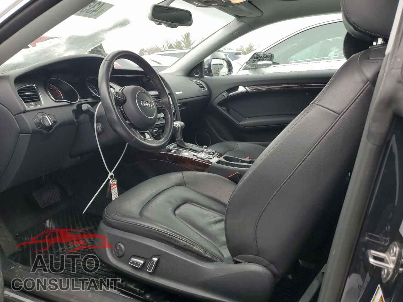 AUDI A5 2014 - WAULFAFR1EA032042