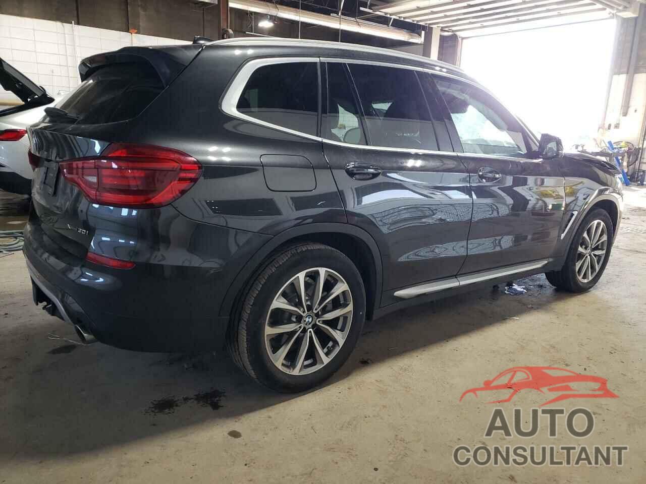 BMW X3 2019 - 5UXTR9C54KLE12634