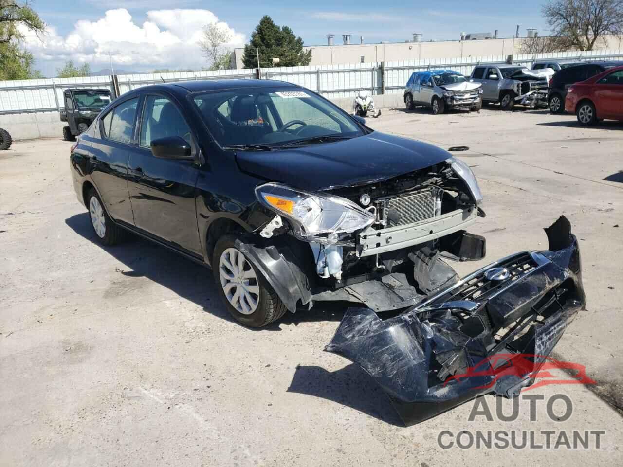 NISSAN VERSA 2018 - 3N1CN7AP7JL816035