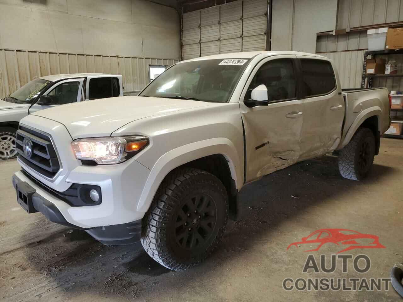 TOYOTA TACOMA 2023 - 3TMAZ5CN0PM208997