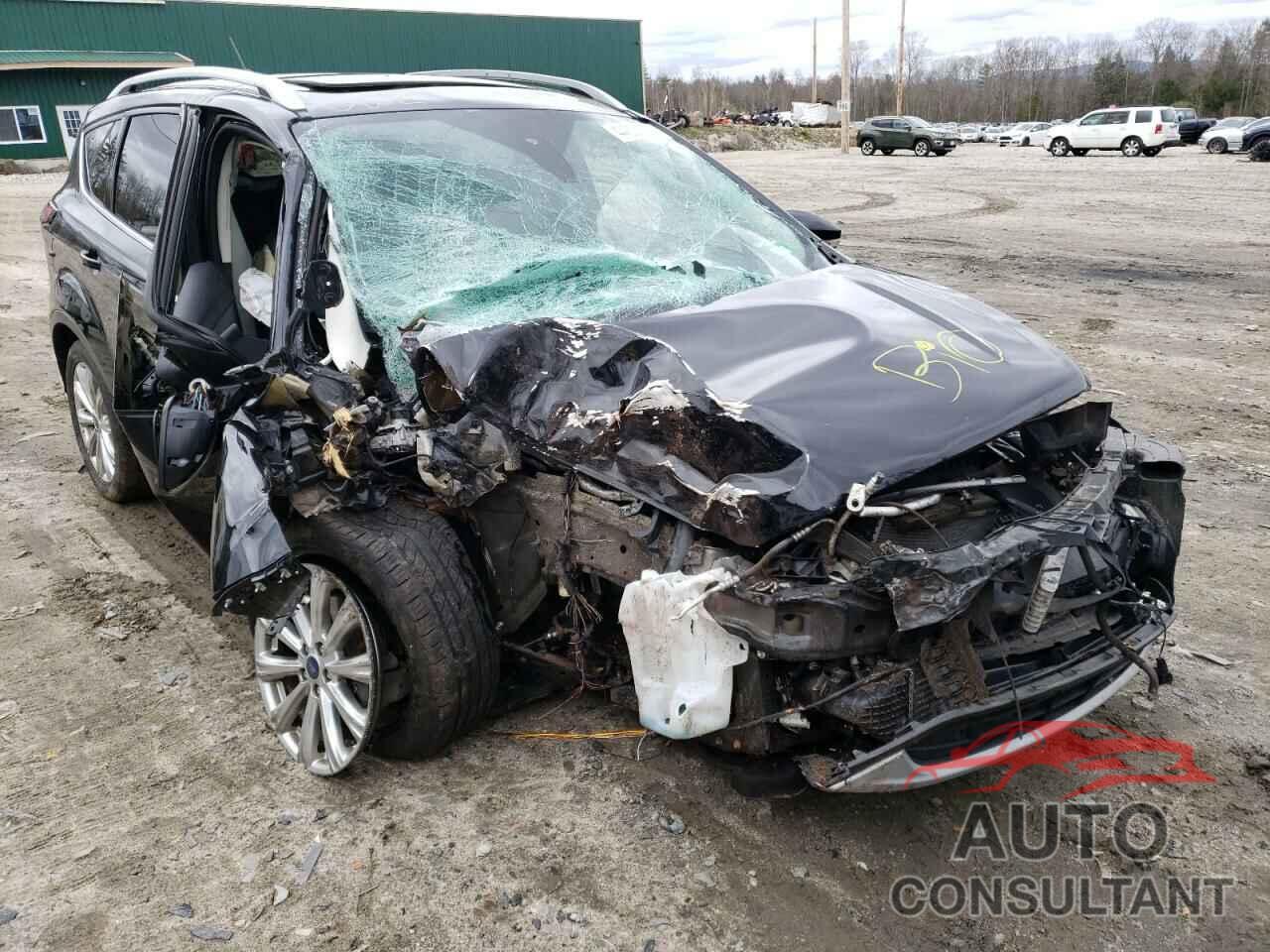 FORD ESCAPE 2018 - 1FMCU9J92JUA46017