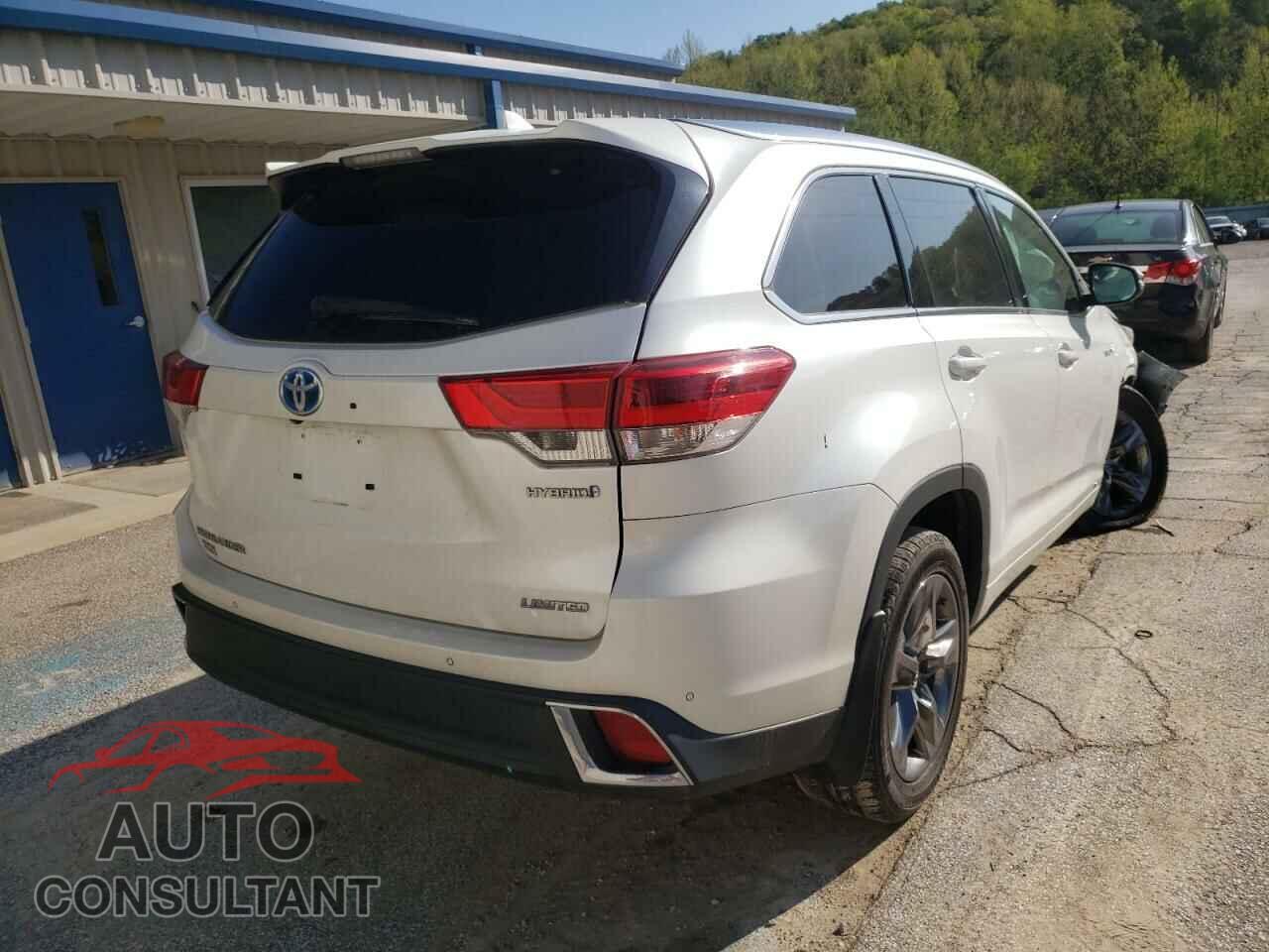 TOYOTA HIGHLANDER 2018 - 5TDDGRFH0JS039331