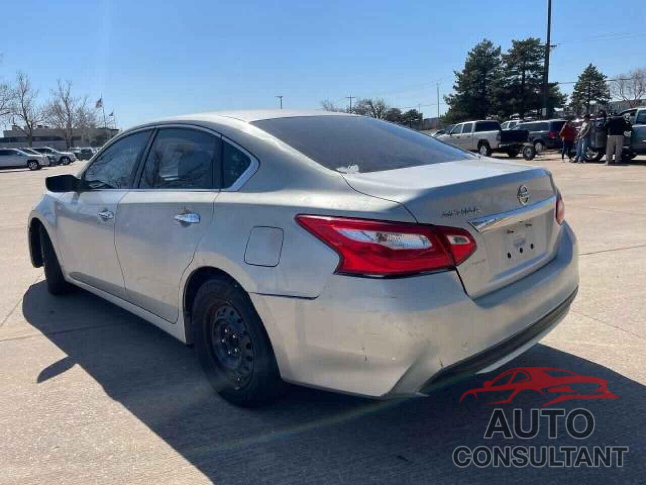 NISSAN ALTIMA 2017 - 1N4AL3AP8HC180739