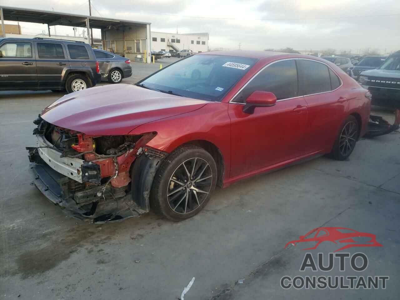 TOYOTA CAMRY 2021 - 4T1G11AK7MU402576