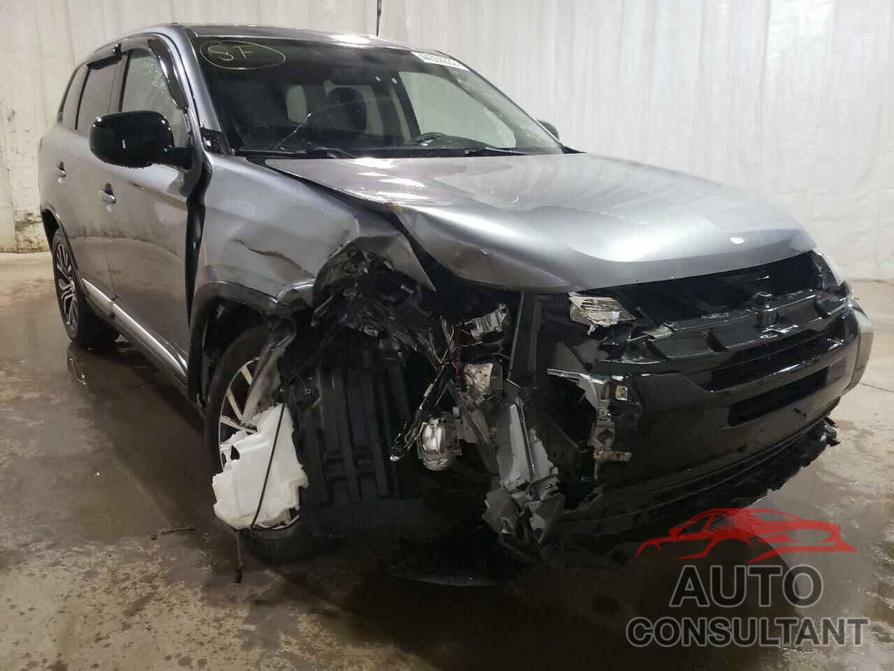 MITSUBISHI OUTLANDER 2018 - JA4AD2A39JZ011390
