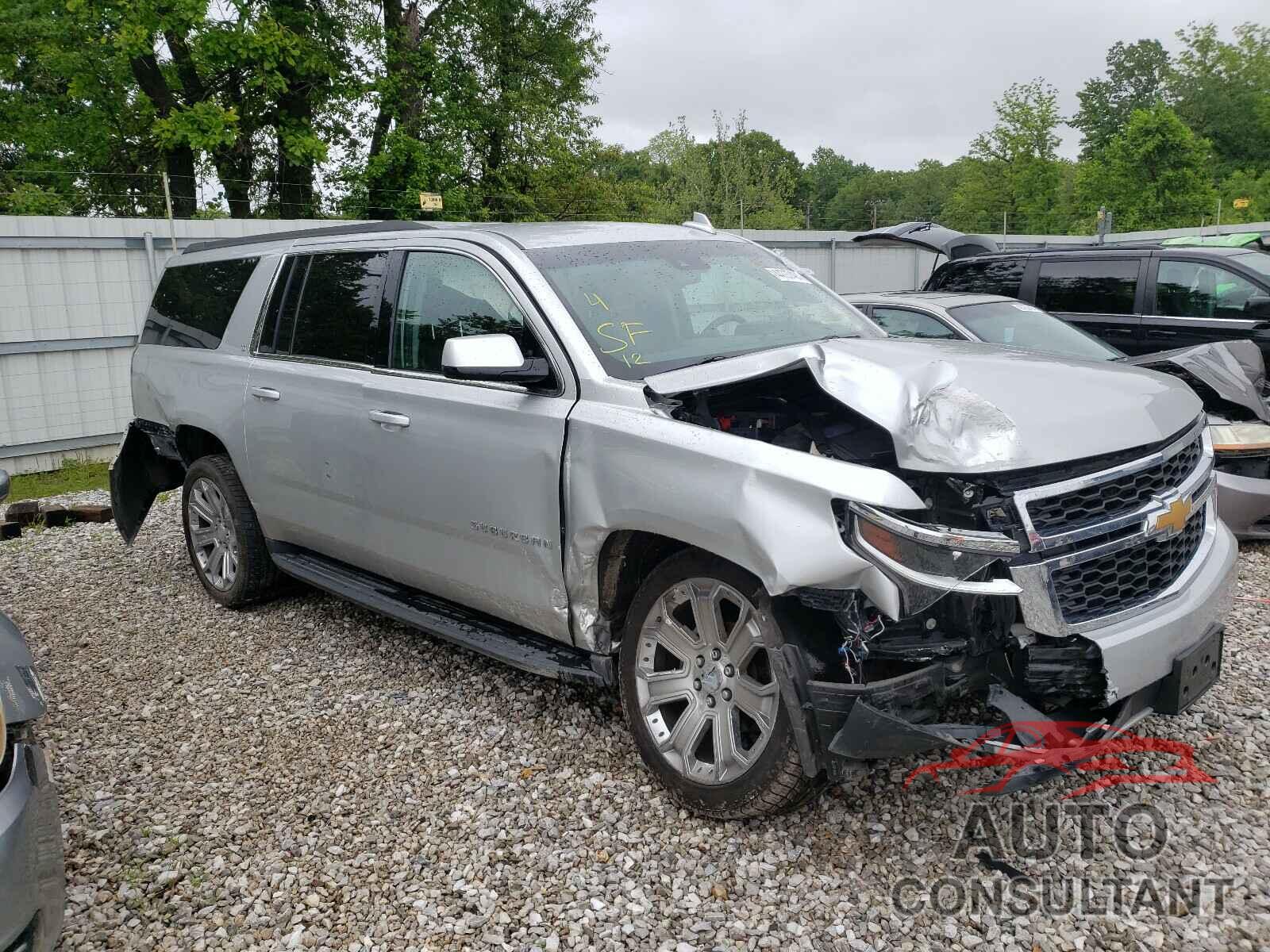 CHEVROLET SUBURBAN 2017 - 1GNSKHKC5HR157093