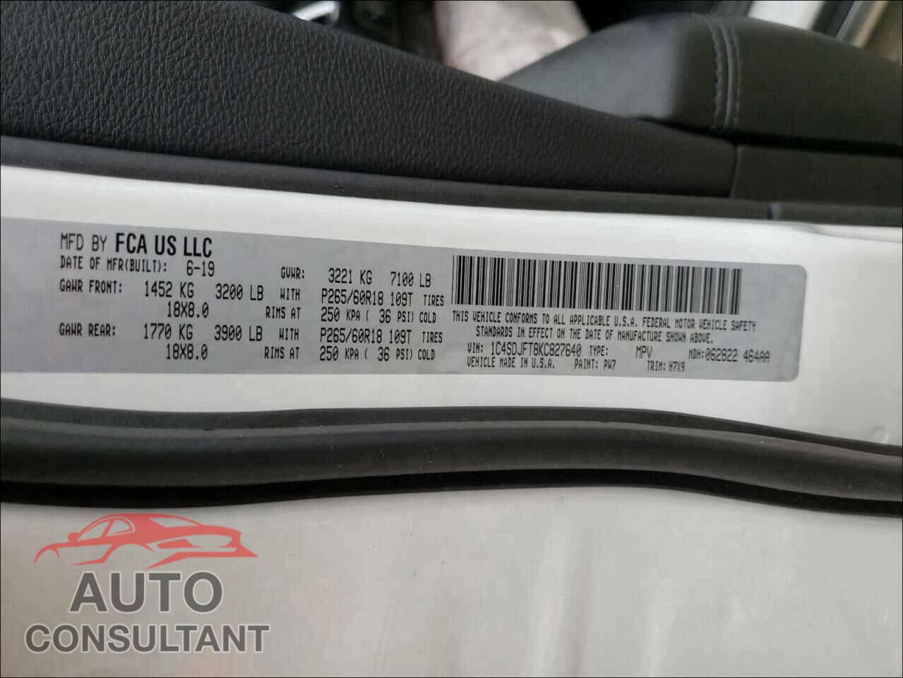 DODGE DURANGO 2019 - 1C4SDJFT8KC827640