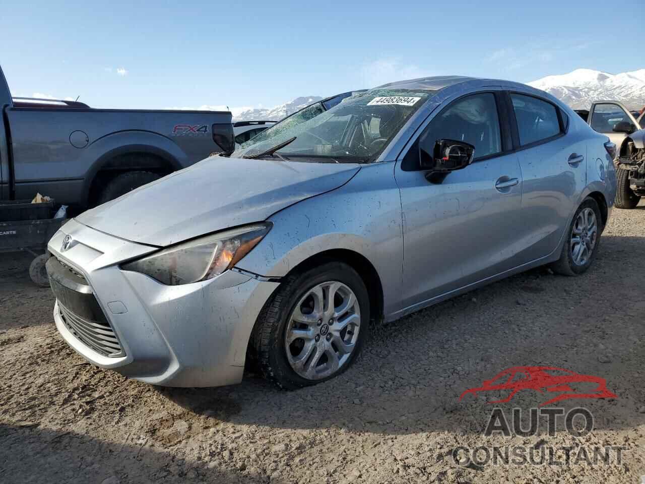 TOYOTA YARIS 2018 - 3MYDLBYV3JY327893