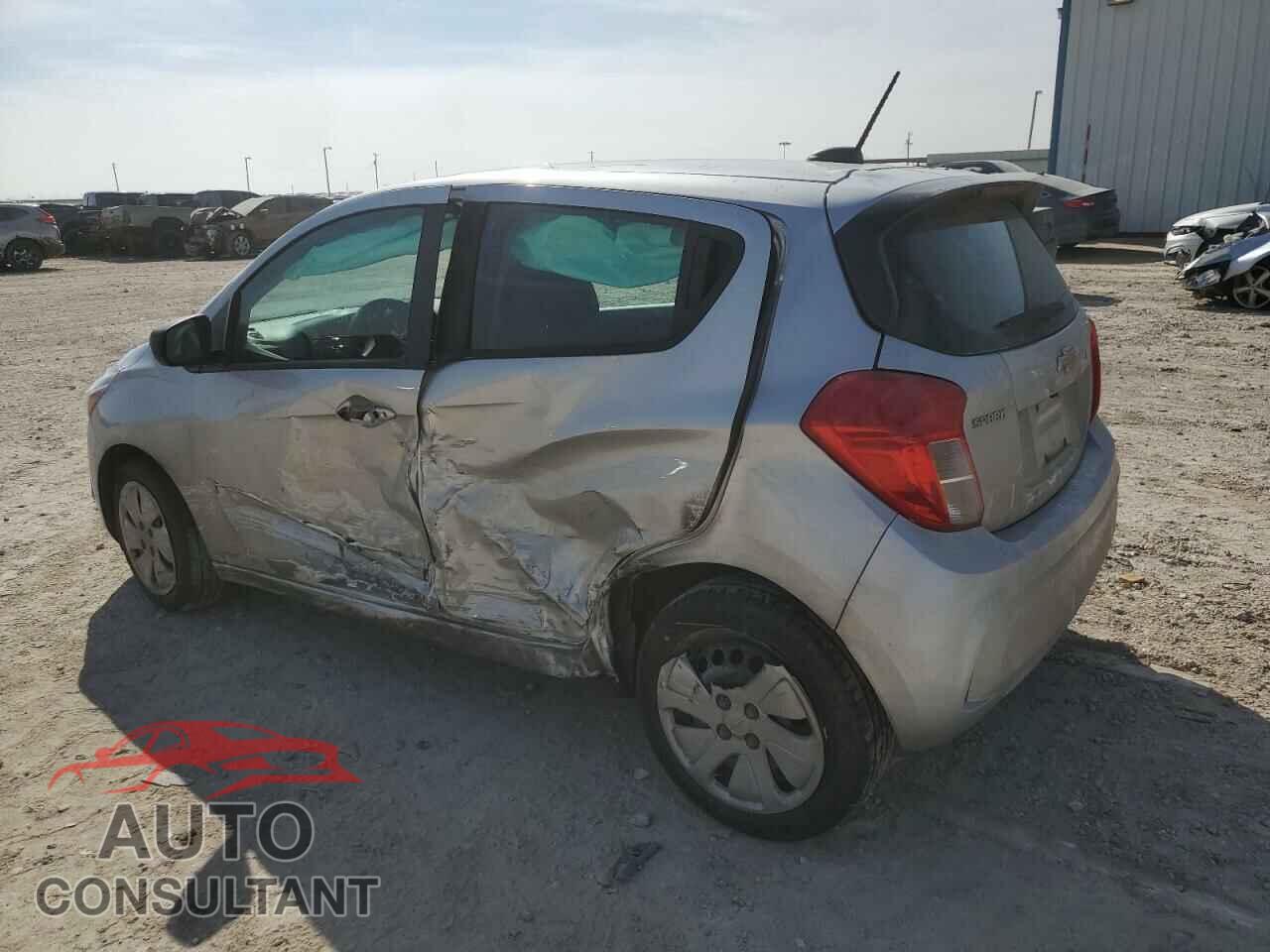 CHEVROLET SPARK 2018 - KL8CB6SA8JC451895