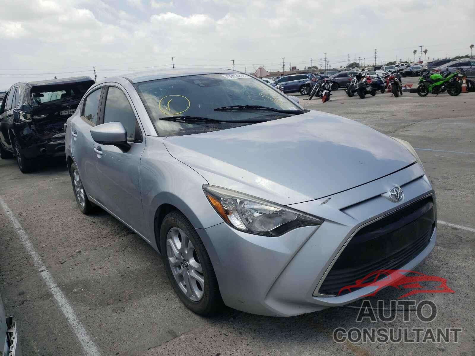 TOYOTA YARIS 2017 - 3MYDLBYV0HY190969