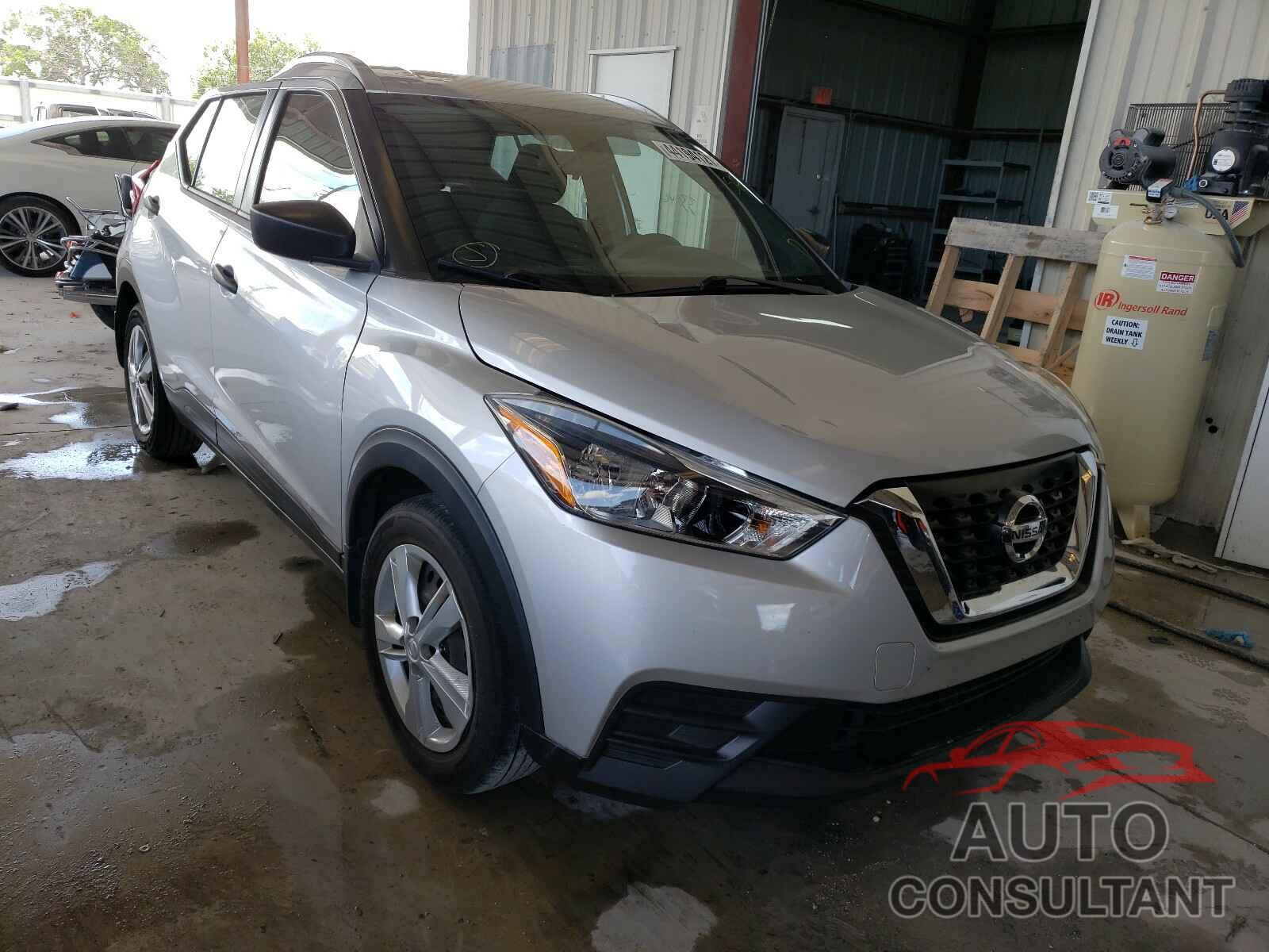 NISSAN KICKS 2018 - 3N1CP5CU6JL511644