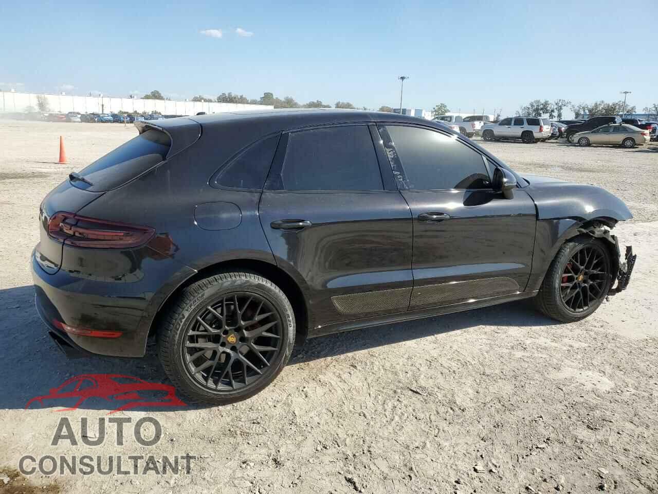 PORSCHE MACAN 2018 - WP1AG2A52JLB65150