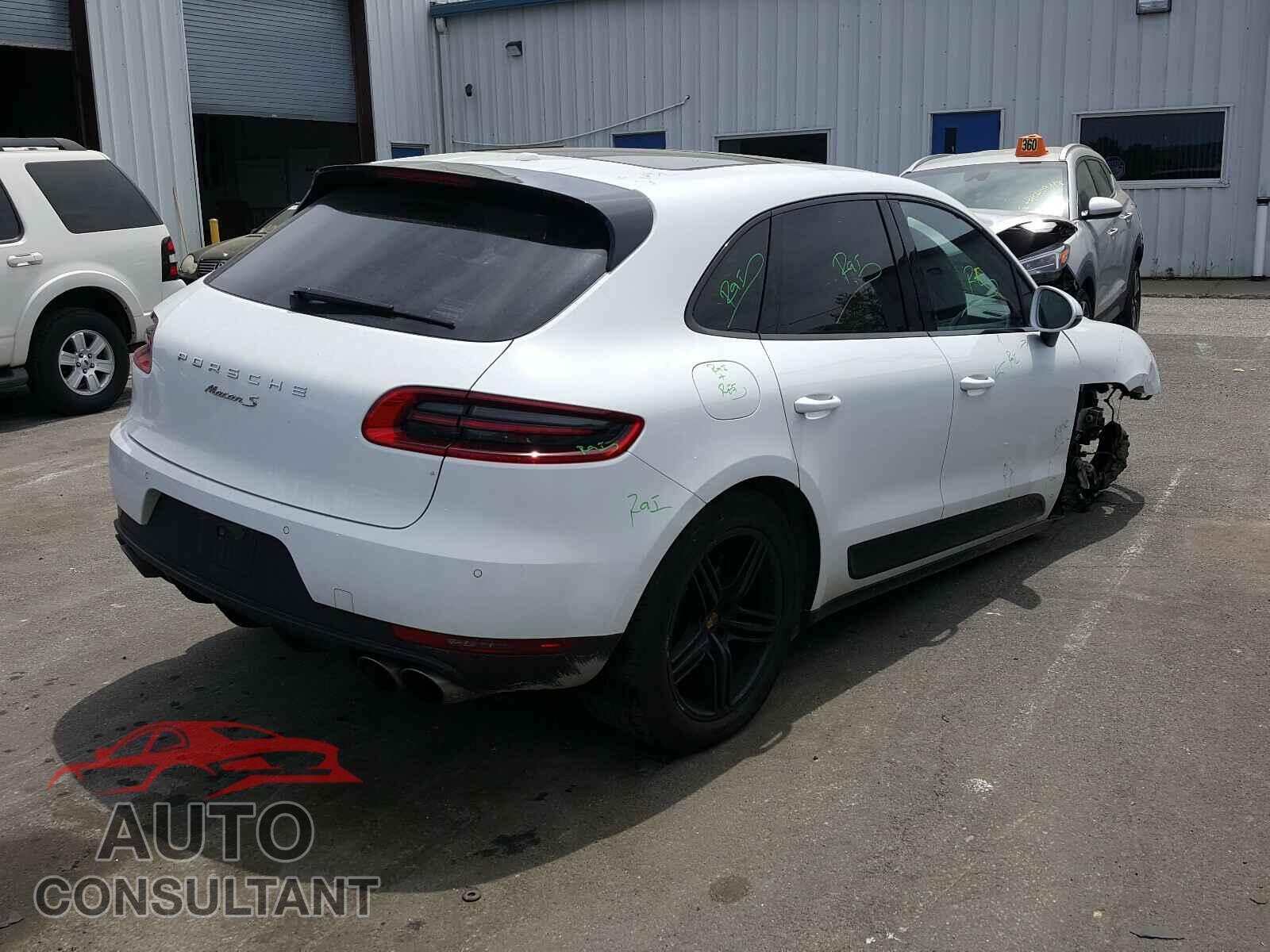 PORSCHE MACAN 2016 - WP1AB2A56GLB54532