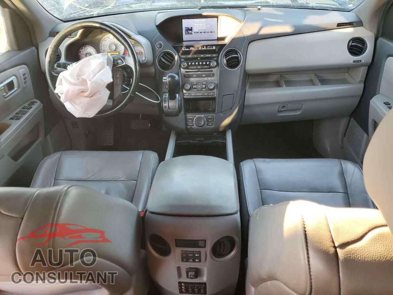 HONDA PILOT 2013 - 5FNYF3H94DB028123
