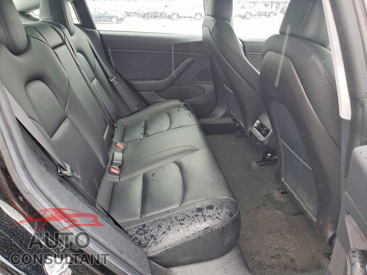 TESLA MODEL 3 2019 - 5YJ3E1EA4KF399537
