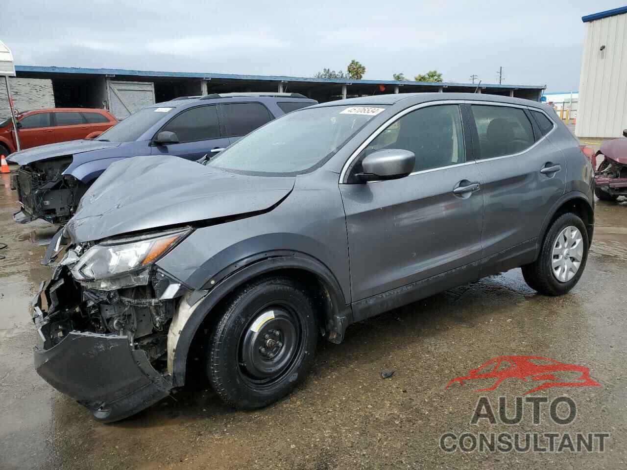 NISSAN ROGUE 2018 - JN1BJ1CP3JW186882