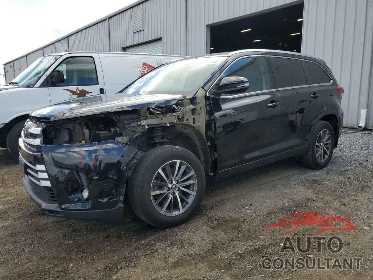 TOYOTA HIGHLANDER 2019 - 5TDJZRFH0KS565425