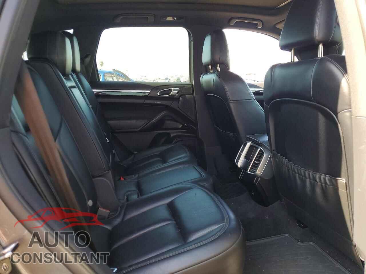 PORSCHE CAYENNE 2016 - WP1AE2A25GLA61725