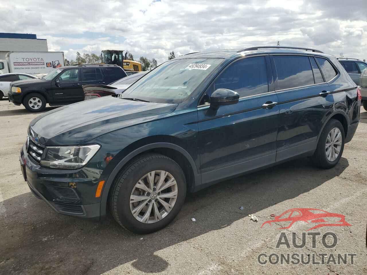 VOLKSWAGEN TIGUAN 2018 - 3VV1B7AX3JM103545