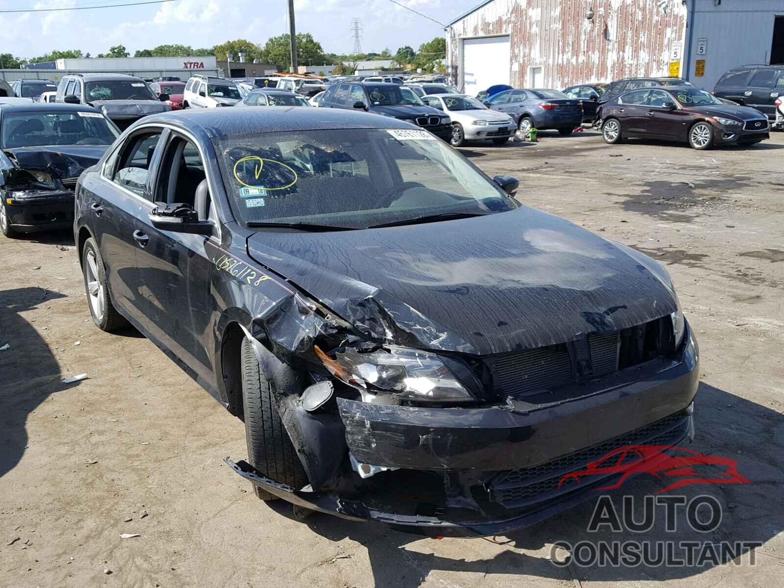 VOLKSWAGEN PASSAT 2015 - 1VWBT7A30FC052671