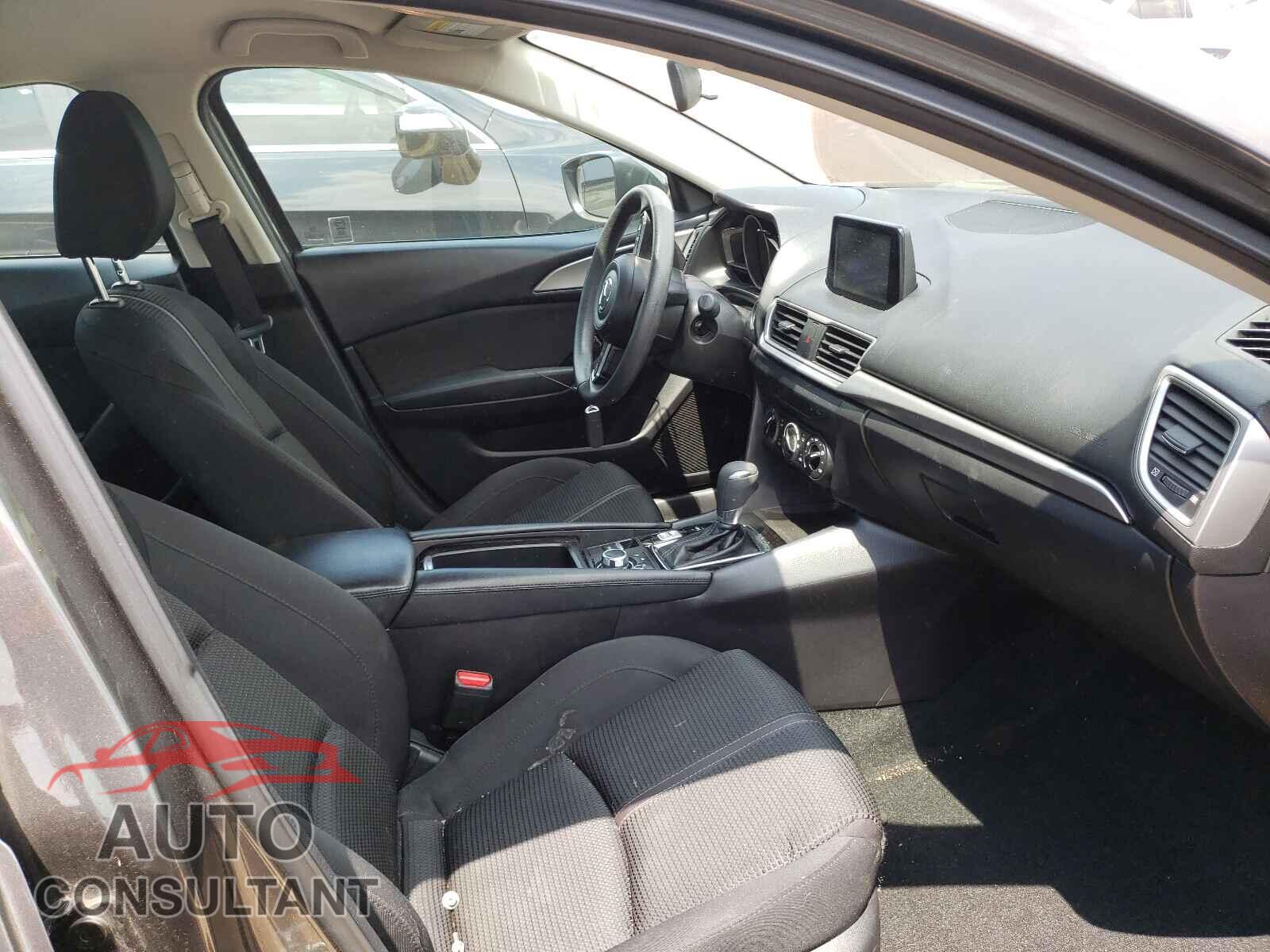 MAZDA 3 2017 - 3MZBN1U77HM138213