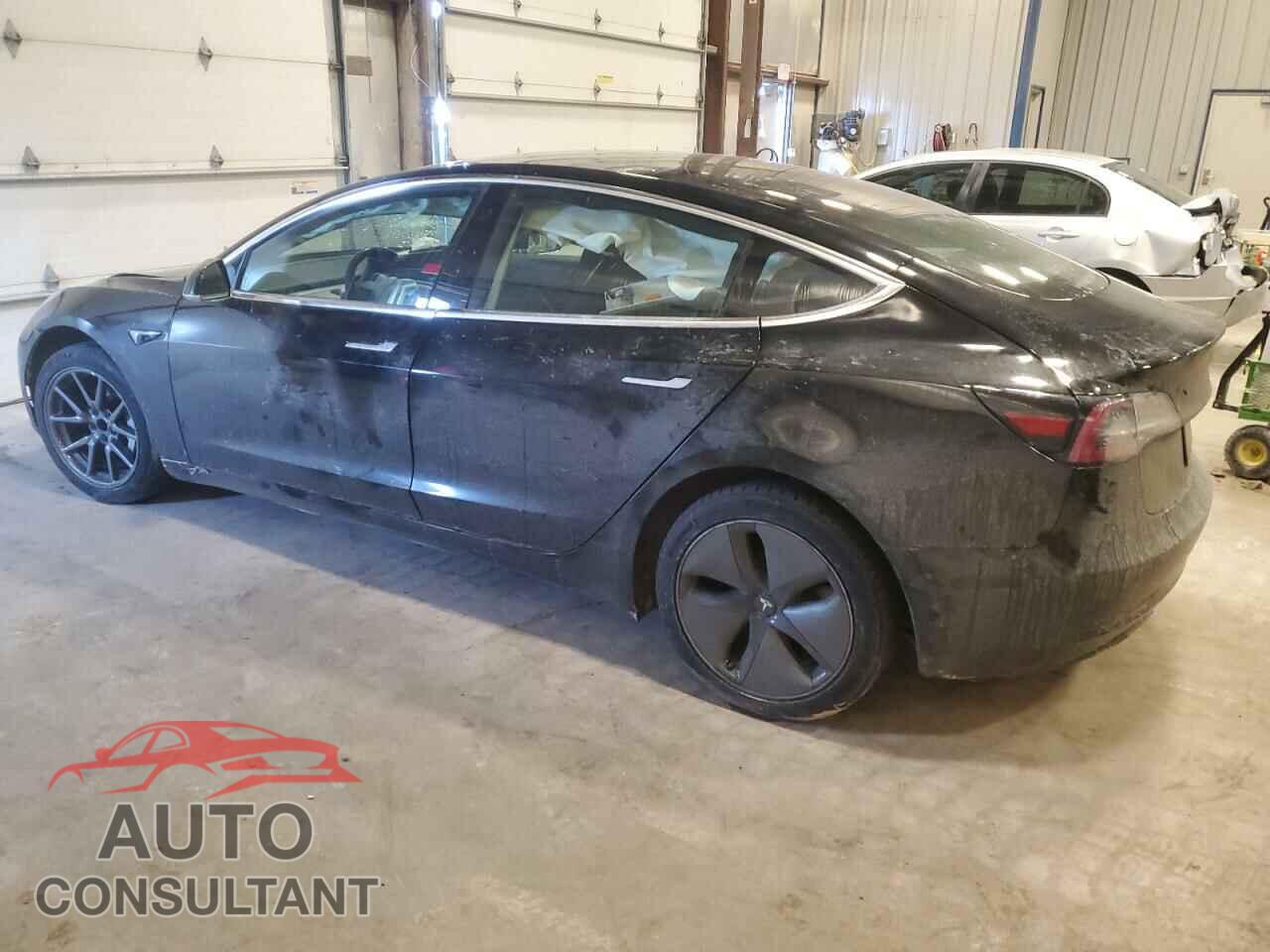 TESLA MODEL 3 2018 - 5YJ3E1EA2JF152869